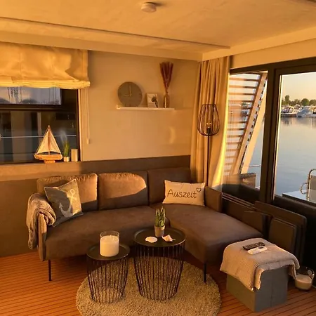 Hausboot Buddy * Weyhe